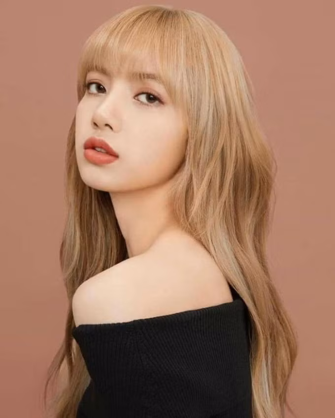 lisa blackpink lot top 20 phu nu duoc nguong mo nhat 2021 hinh 2