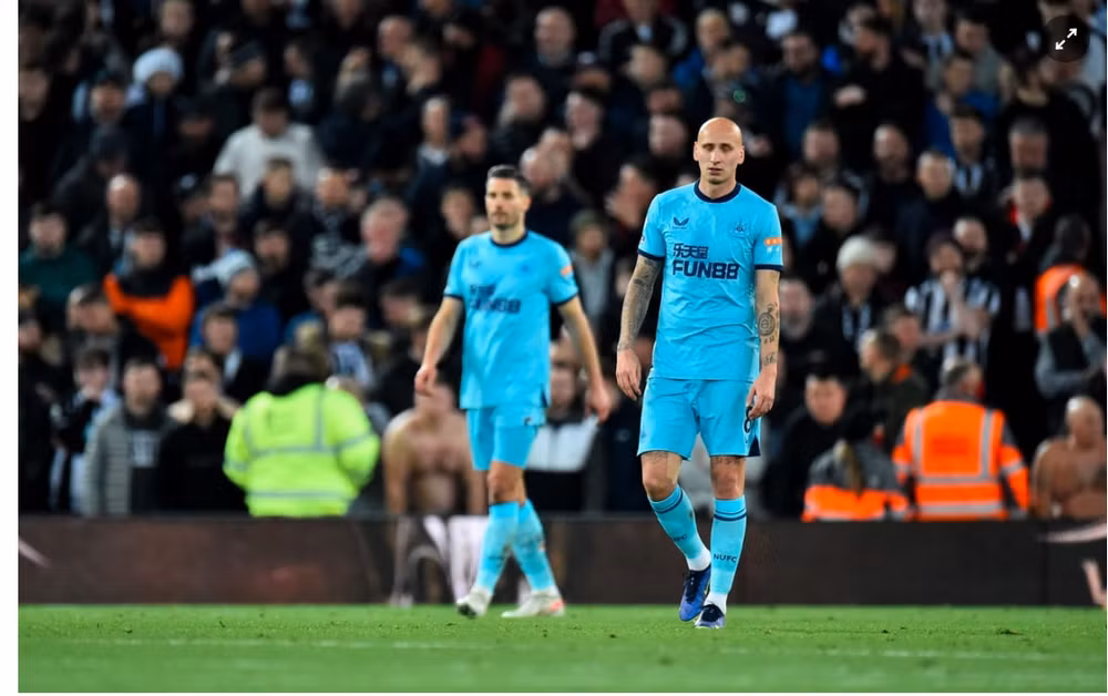 danh bai newcastle liverpool lap ky luc o ngoai hang anh hinh 6