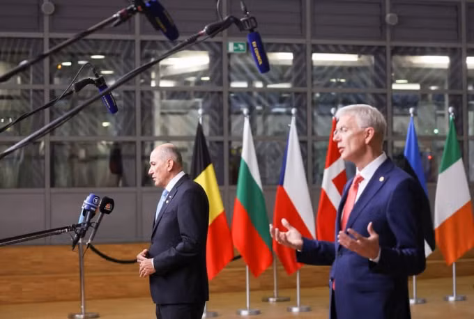 eu nhat tri bien phap trung phat moi voi my neu nga tan cong ukraine hinh 2