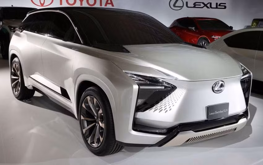 lo dien hinh anh chinh thuc cua lexus rz hinh 1