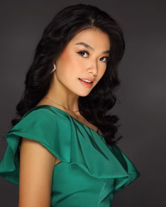 7 thi sinh miss world 2021 bi cach ly vi covid 19 hinh 1