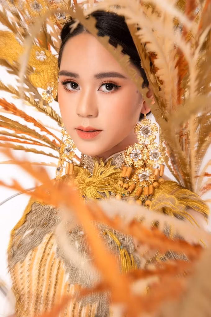 ntk viet hung ton vinh nhung gia tri truyen thong va van hoa viet trong bo quoc phuc rong phuong hinh 5