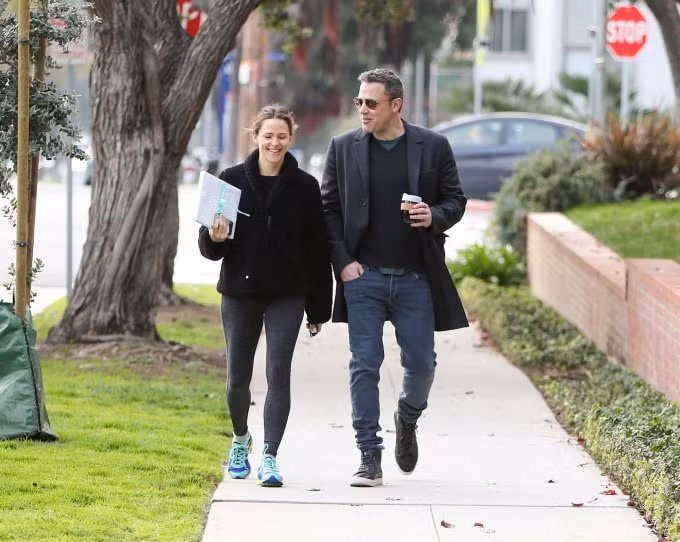 ben affleck lan dau tiet lo nguyen nhan ly hon jennifer garner va ly do nghien ruou hinh 2