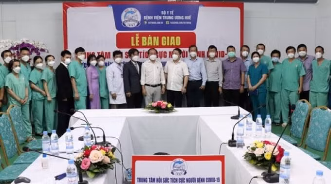 tp hcm can gap 3000 y bac si de mo rong quy mo cac benh vien trung tam hoi suc covid 19 hinh 1