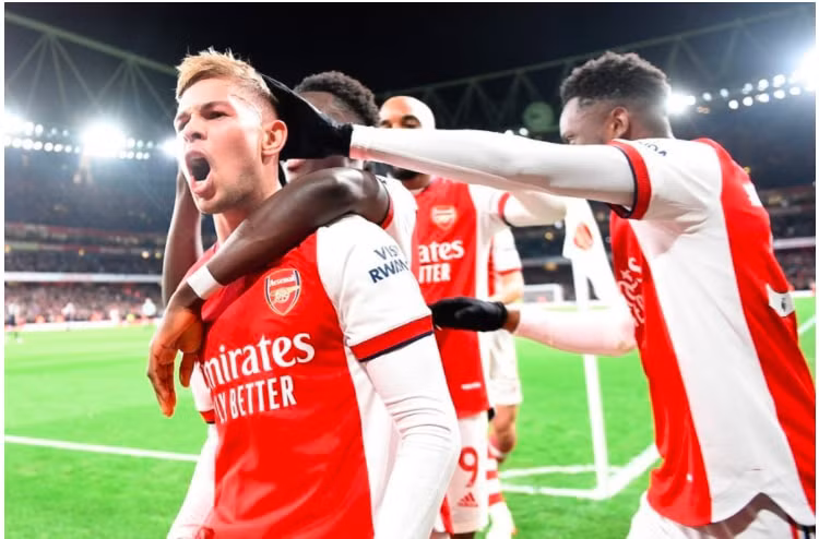danh bai west ham arsenal qua mat mu vao top 4 tren bxh hinh 6