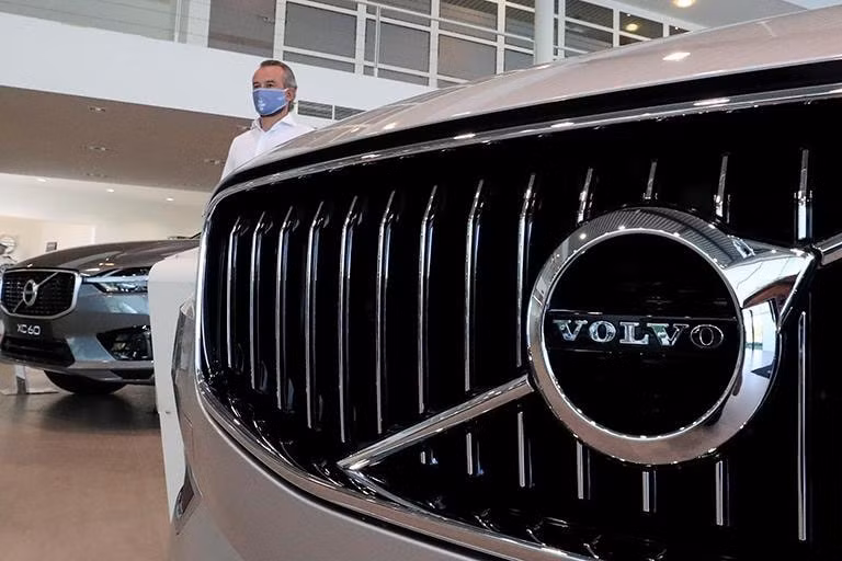 hang volvo bi hacker danh cap du lieu nghien cuu o to hinh 1