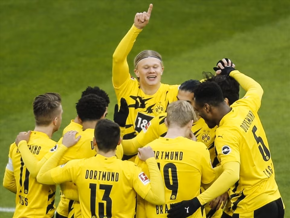 nhan dinh tran bochum vs dortmund 21h30 ngay 11 12 hinh 1
