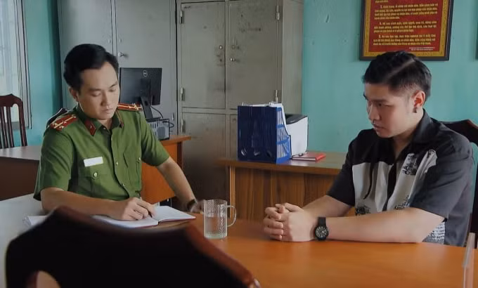 pho trong lang tap 23 tien ong trung bi moi len cong an xa lam viec hinh 1