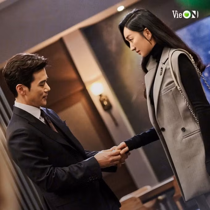 soo ae nong bong ben kim kang woo trong thanh pho nhan tao hinh 2