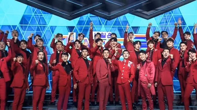 than tuong kpop ngay cang tre hoa hinh 2