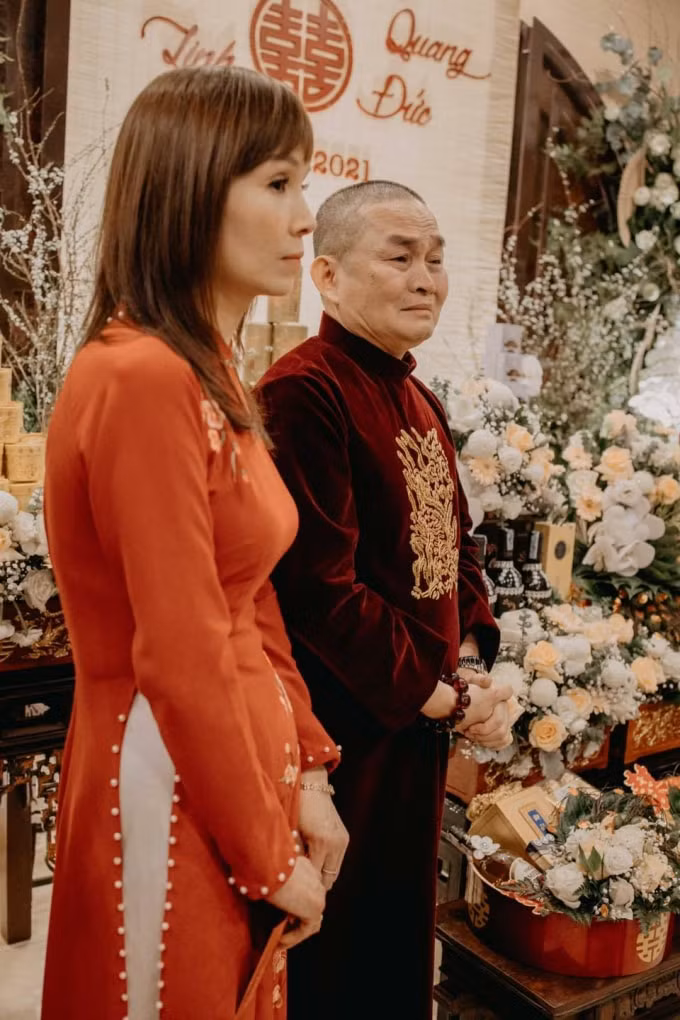 vua hai dat bac xuan hinh roi nuoc mat trong le an hoi con gai hinh 2