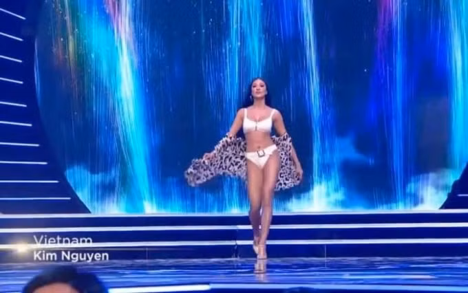 nguyen huynh kim duyen dung chan o top 16 miss universe 2021 hinh 2
