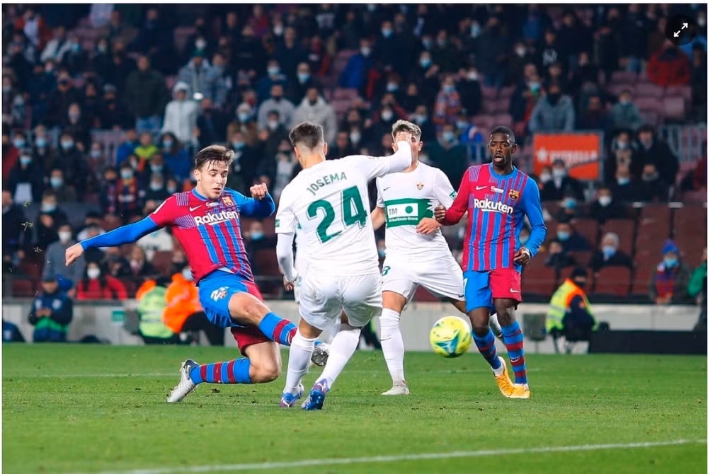 barca de bep elche o vong 18 la liga hinh 8