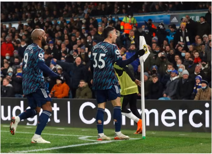 martinelli lap cu dup arsenal vui dap leeds de xay chac vi tri trong top 4 hinh 2