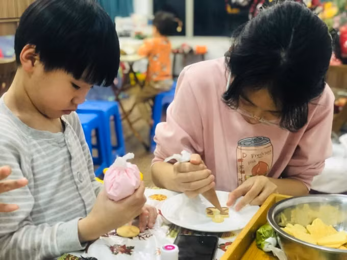 banh quy noel dat hang giua mua covid hinh 3