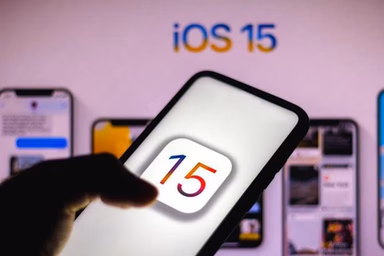 da co 58 iphone cap nhat len ios 15 sau gan 3 thang ra mat hinh 1