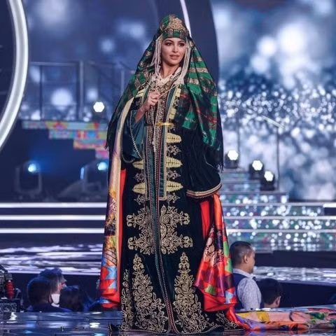 top 10 quoc phuc dep nhat miss universe theo missosology hinh 8