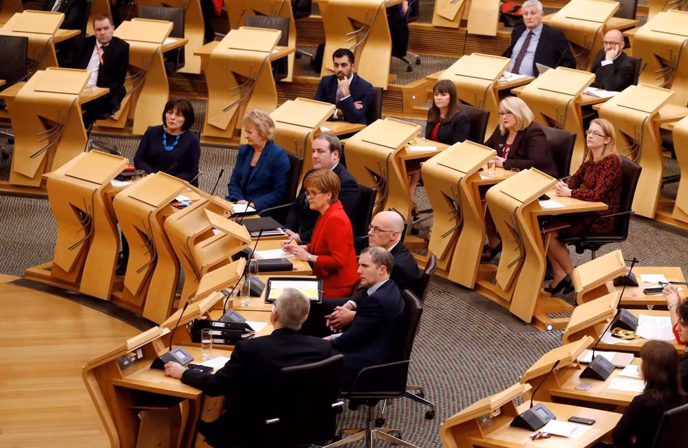 Thủ hiến Scotland Nicola Sturgeon phát biểu trước Quốc hội nước này hồi tháng 1/2019. Ảnh: Reuters