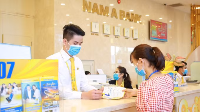 nam a bank giam lai suat dong hanh cung khach hang vuot dich covid 19 hinh 1