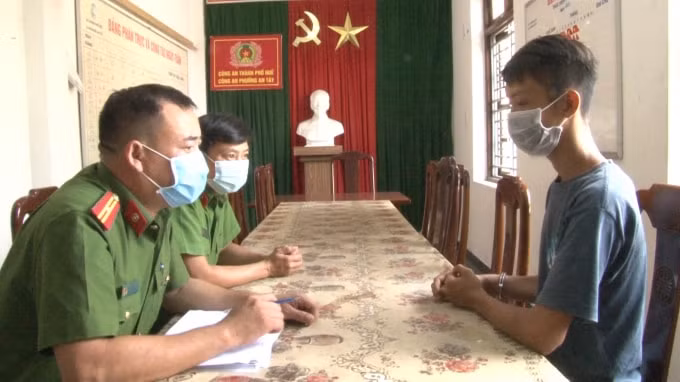 thua thien hue lien tiep bat giu cac doi tuong trom cuop tai san trong mua dich hinh 1