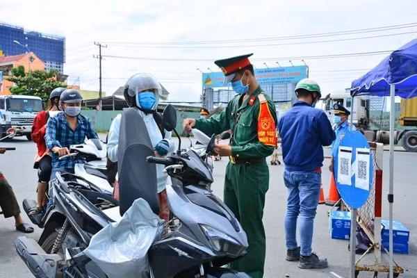 tiep tuc kiem soat nguoi ra vao tphcm va cac tinh binh duong dong nai long an hinh 1