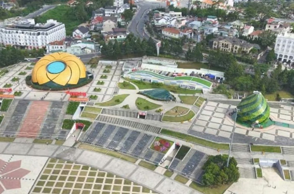 Lễ hội nhạc Jazz Việt Nam - Vietnam Jazz Heritage Festival 2026 diễn ra tại quảng trường Lâm Viên, phường Xuân Hương - Đà Lạt. Ảnh: Linh Thư 1ja11.jpg