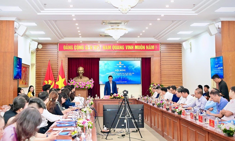 Hội nghị “Ứng dụng Trí tuệ nhân tạo và Dữ liệu lớn trong phát triển du lịch bền vững”. Ảnh: Cục DLQG Việt Nam 1dl3.jpg