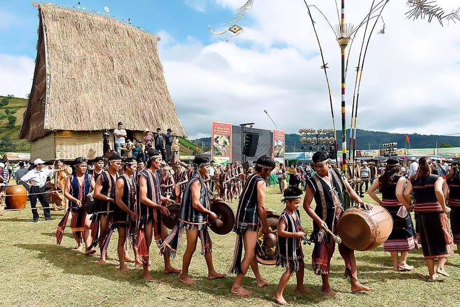 Không gian văn hóa cồng chiêng Tây nguyên được UNESCO công nhận là “Kiệt tác truyền khẩu và di sản văn hóa phi vật thể của nhân loại”. Ảnh: gialai.gov.vn 1cc1.jpg