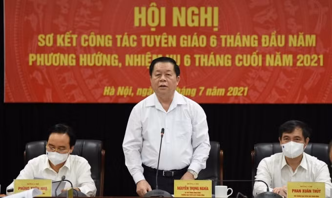Bí thư Trung ương Đảng, Trưởng Ban Tuyên giáo Trung ương Nguyễn Trọng Nghĩa phát biểu chỉ đạo tại Hội nghị.