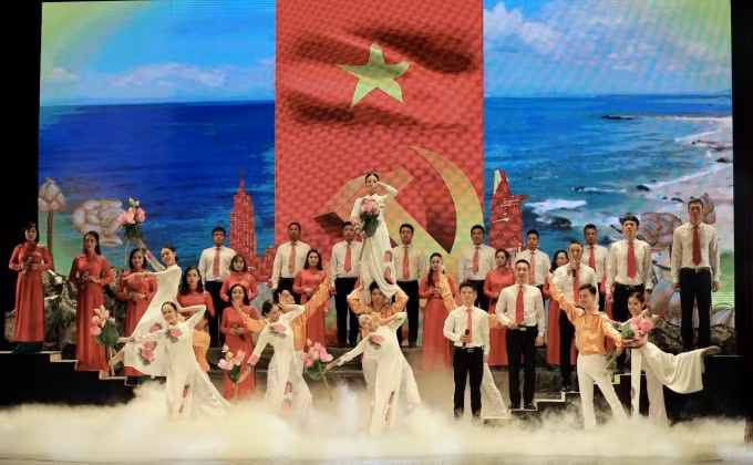 Cần tăng cường quảng bá các chương trình nghệ thuật đích thực.