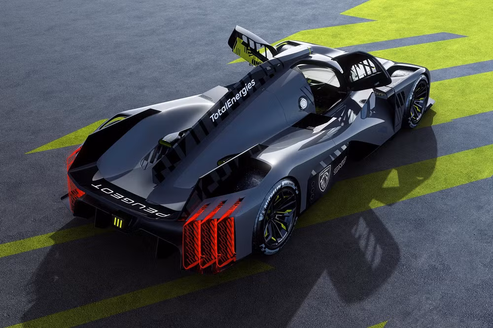 Peugeot 9X8 hybrid 2021. Ảnh: Carbuzz