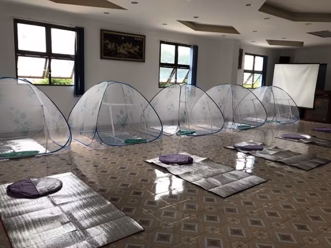 Tìm chỗ lưu trú tập trung tạm thời cho công nhân đang là vấn đề khó của nhiều doanh nghiệp thực hiện 