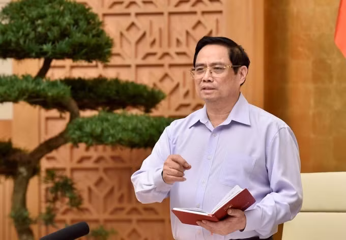 Thủ tướng Phạm Minh Chính chỉ đạo khẩn các Bộ thành lập tổ công tác đặc biệt hỗ trợ TPHCM.