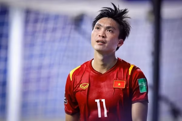 Tiền vệ Nguyễn Tuấn Anh bình phục chấn thương cổ chân phải ở tuyển Việt Nam. Ảnh: internet
