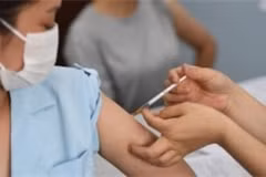 Bộ Y tế cho phép tiêm trộn 2 mũi vaccine của hai hãng khác nhau. Ảnh minh họa