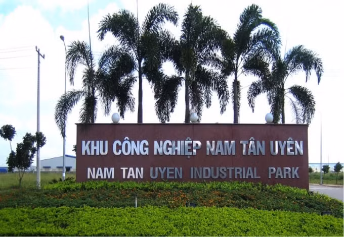 Công ty Nam Tân Uyên tuy công bố doanh thu tăng nhưng lợi nhuận giảm do doanh thu tài chính trong kỳ sụt giảm mạnh.