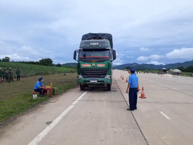 Thanh tra Cục QLĐB III xử lý vi phạm.
