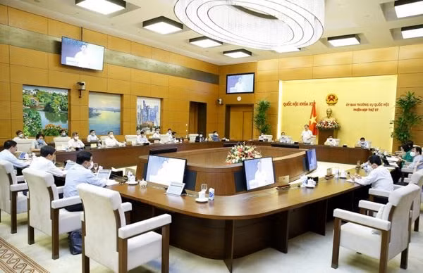Phiên họp thứ 57 của Ủy ban Thường vụ Quốc hội