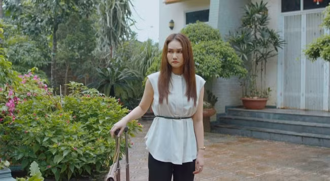 Tuyết là nhân vật đáng trách nhưng cũng rất đáng thương.