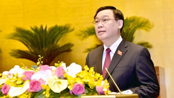 Ủy viên Bộ Chính trị, Chủ tịch Quốc hội, Chủ tịch Hội đồng Bầu cử quốc gia Vương Đình Huệ phát biểu tại Hội nghị.