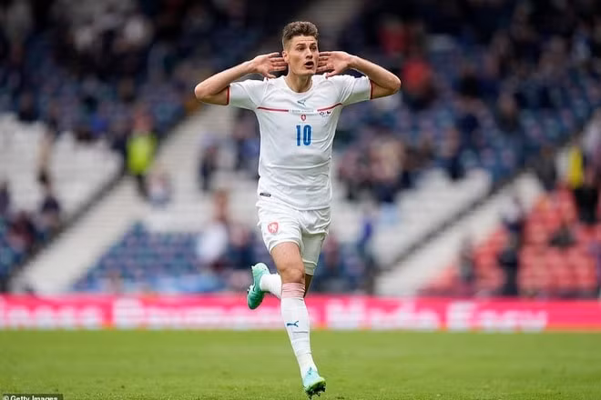 Patrik Schick ẵm giải bàn thắng đẹp nhất Euro 2020. Ảnh: internet