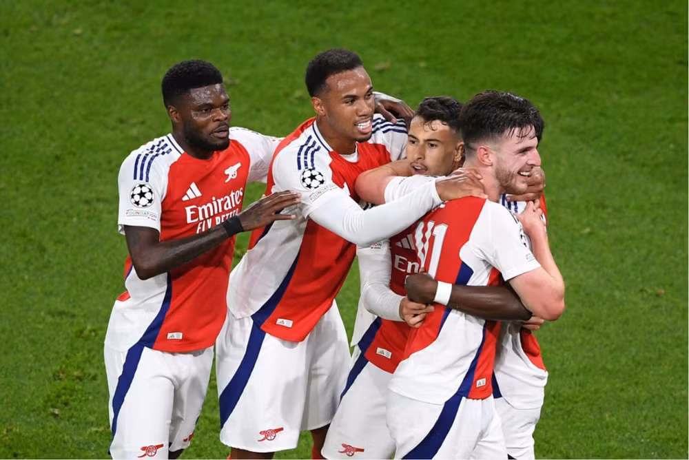 kai havertz lap cong arsenal thang de psg tai champions league 2024 25 hinh 1