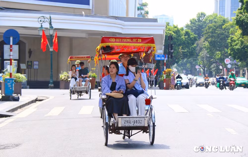 hoi uc ha noi xua qua nhung mo hinh phuc dung doc dao hinh 8
