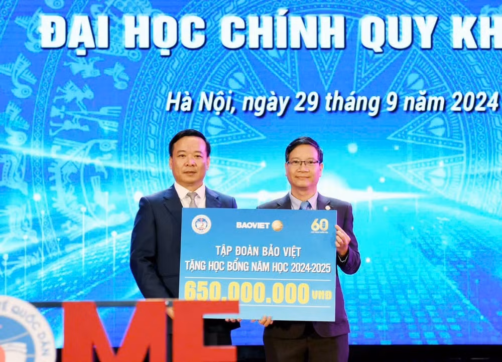 quy hoc bong bao viet niem tin thap sang tuong lai da trao gan 10 ty dong trong 10 nam lien tiep toi sinh vien viet nam hinh 1