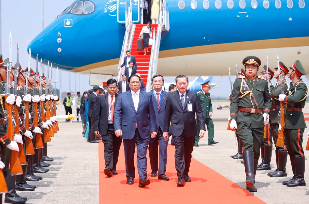 thu tuong pham minh chinh toi lao bat dau chuyen cong tac tham du hoi nghi cap cao asean hinh 3