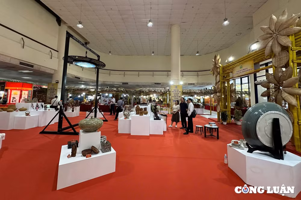 100 gian hang trung bay tai hoi cho lang nghe lan thu 20 nam 2024 hinh 1