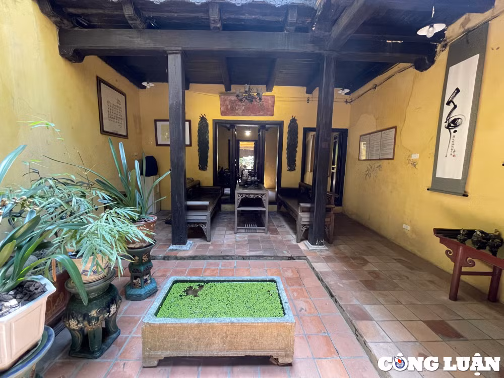doc dao voi kien truc ngoi nha co hon 130 nam tuoi giua long ha noi hinh 3