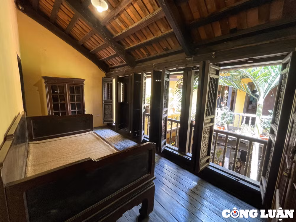 doc dao voi kien truc ngoi nha co hon 130 nam tuoi giua long ha noi hinh 16