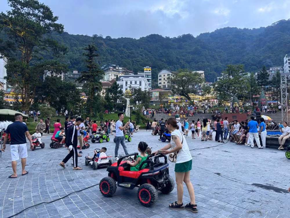 du lich tam dao but pha mua cao diem hinh 1