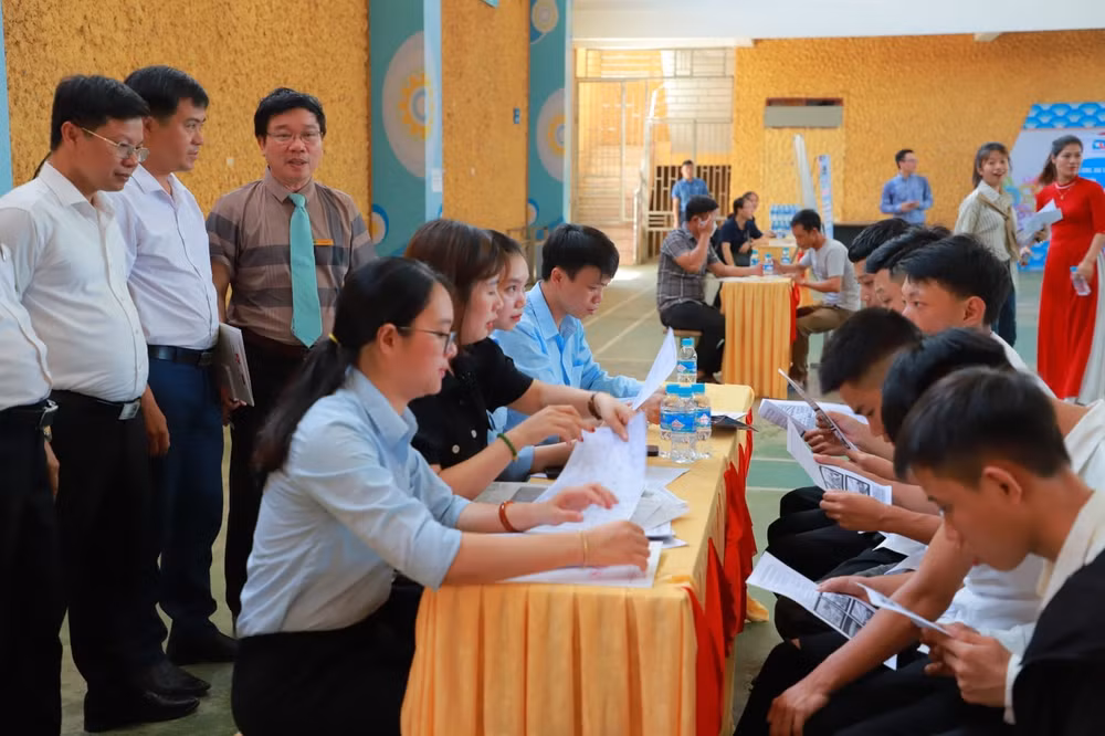 truong cao dang ky thuat viet duc ha tinh khang dinh vai tro dao tao nguon nhan luc ky thuat cao hinh 4